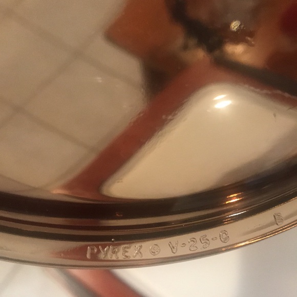 Pyrex 8" Smoked Glass Lid - Picture 3 of 4